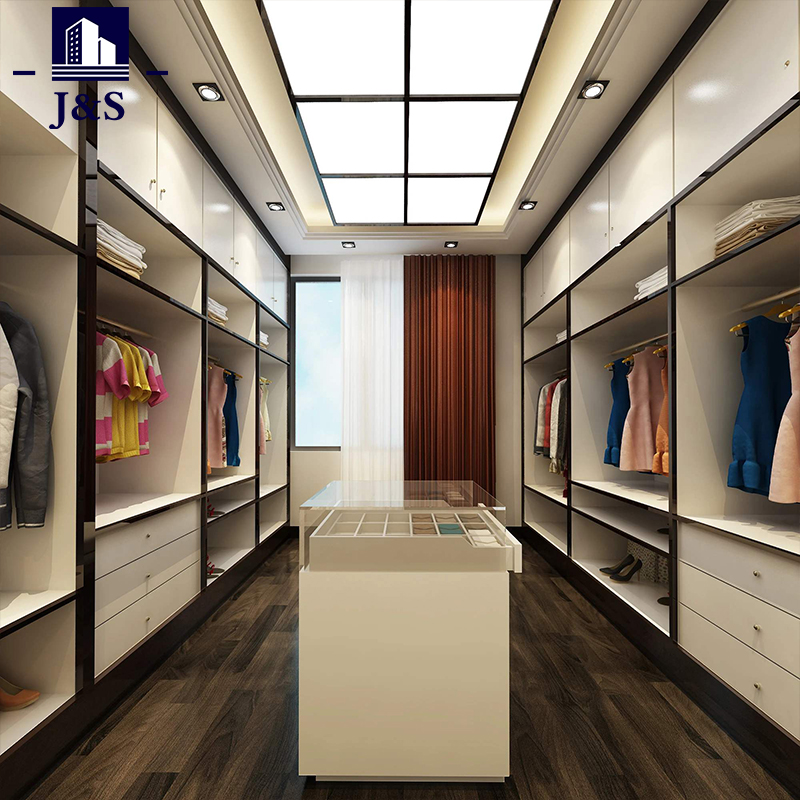 An bhfuil sé ceart go leor an wardrobe a shaincheapadh gan doras?